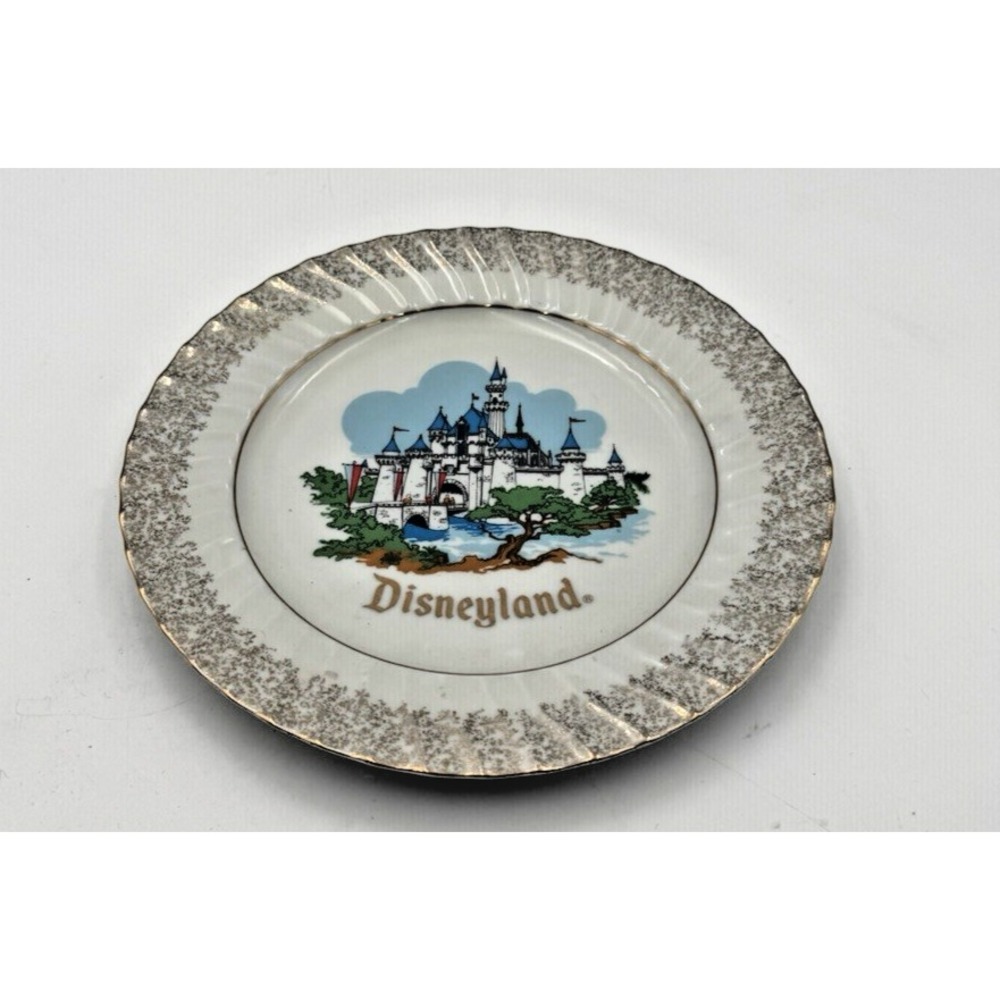Vintage Disneyland Plate Walt Disney Productions  Japan - Sleeping Beauty Castle